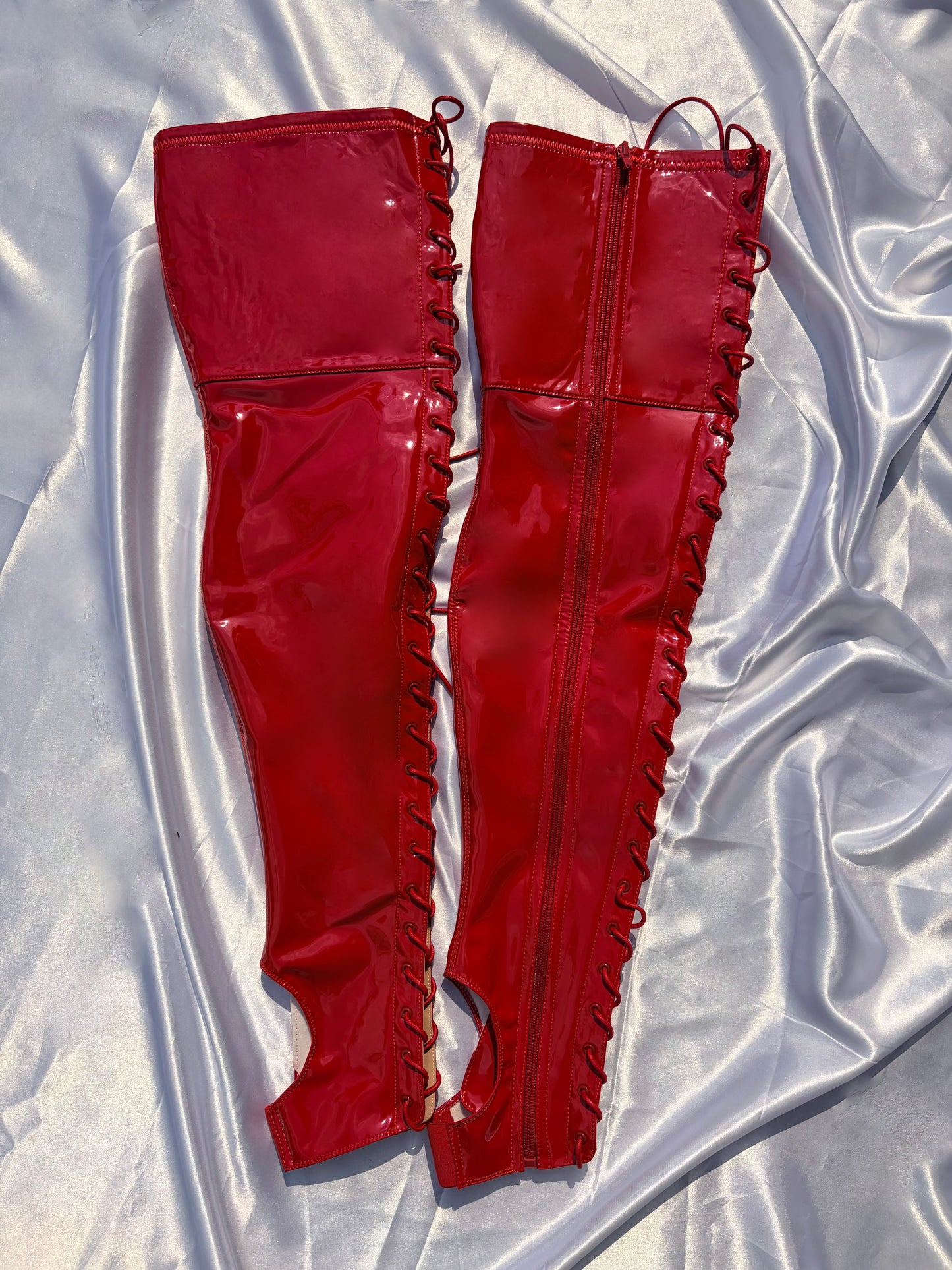 Leg Theory Leg Sleeve - Red